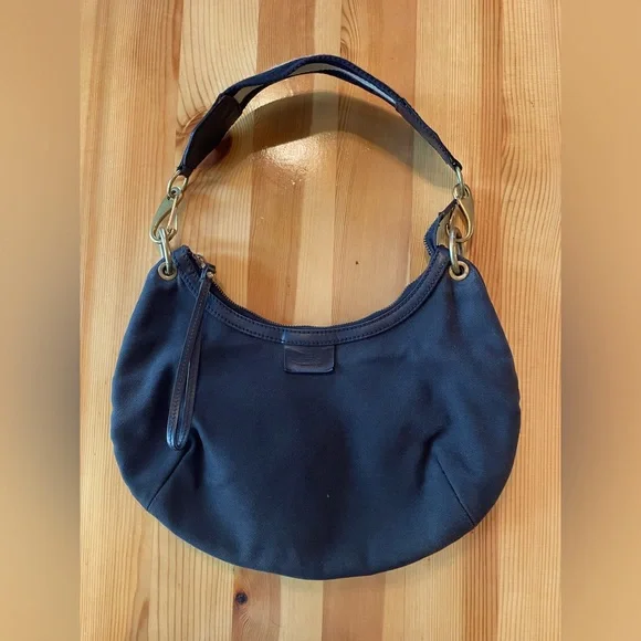 Gucci Half Moon Vintage Black Canvas Shoulder Bag GUC - Picture 2 of 11